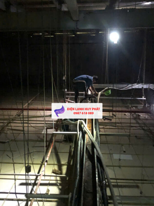 Điện lạnh Huy Phát - Chuyên sửa máy lạnh KCN Dĩ An Bình Dương