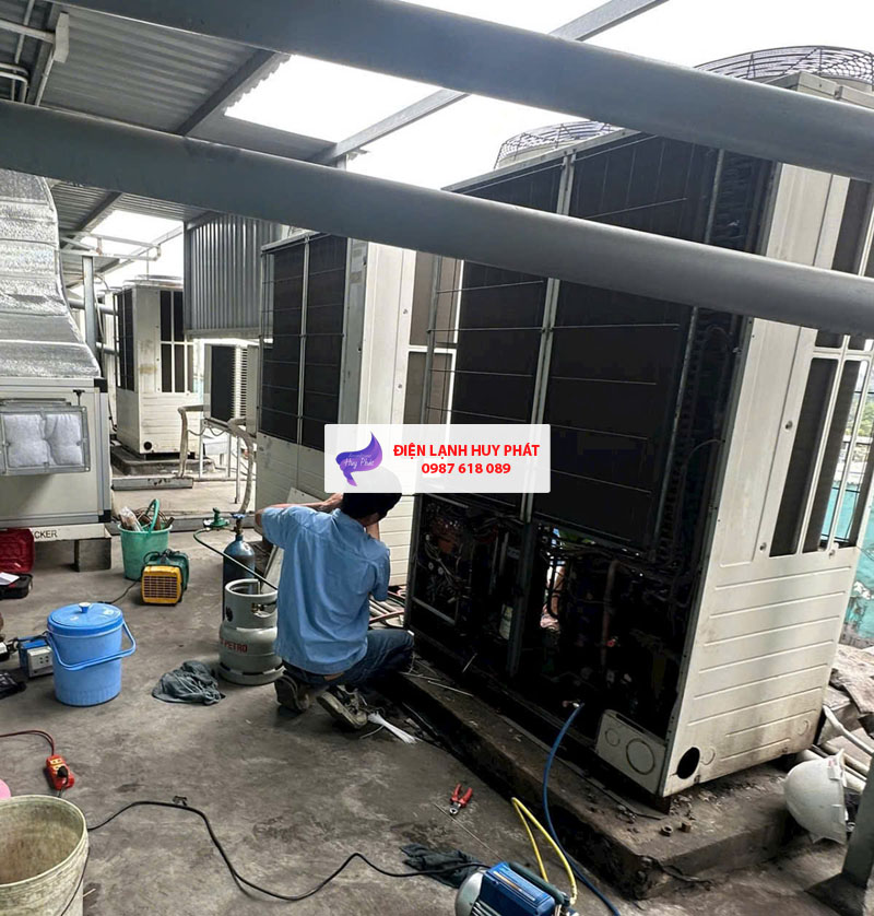 Điện lạnh Huy Phát - Chuyên sửa máy lạnh công nghiệp Long An